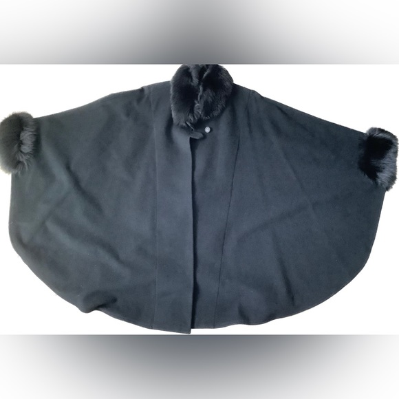 EUC Wool Cashmere Fox fur cape - Picture 5 of 15